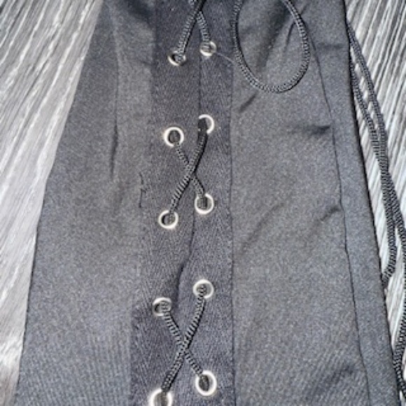 Goth lace up leg pants - Picture 4 of 5